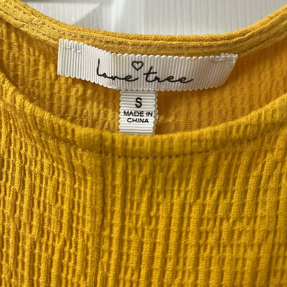 Yellow love tree top